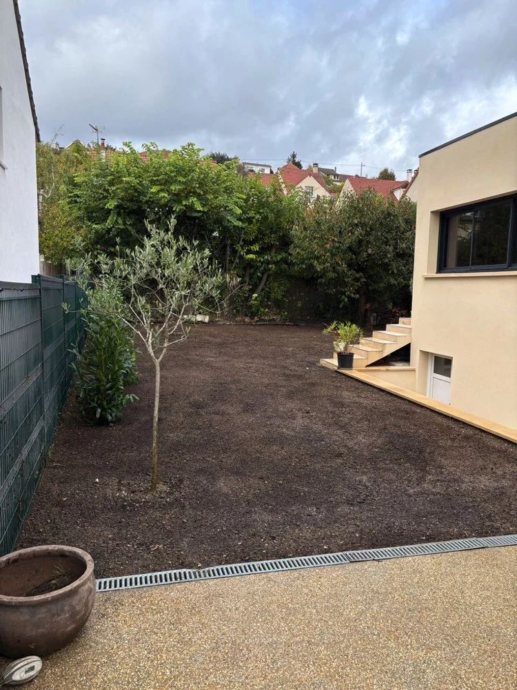 Anti rhizome et pelouse en semence à Andrésy – Aménagement paysager complet Andrésy - photo 18